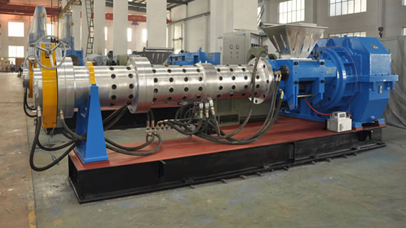 Pin-Barrel Cold Feed Rubber Extruder